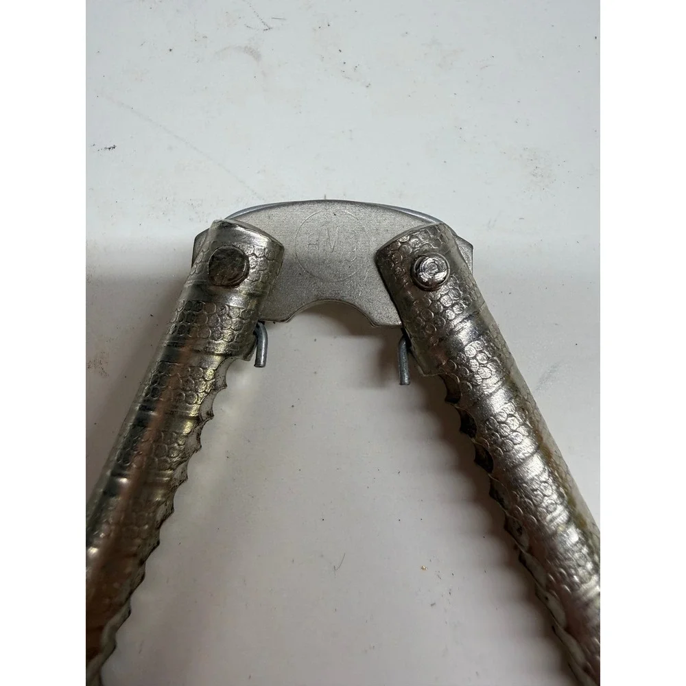 Vintage HMQ Silver Tone Metal Spring Loaded Nutcracker Textured Grip Handles